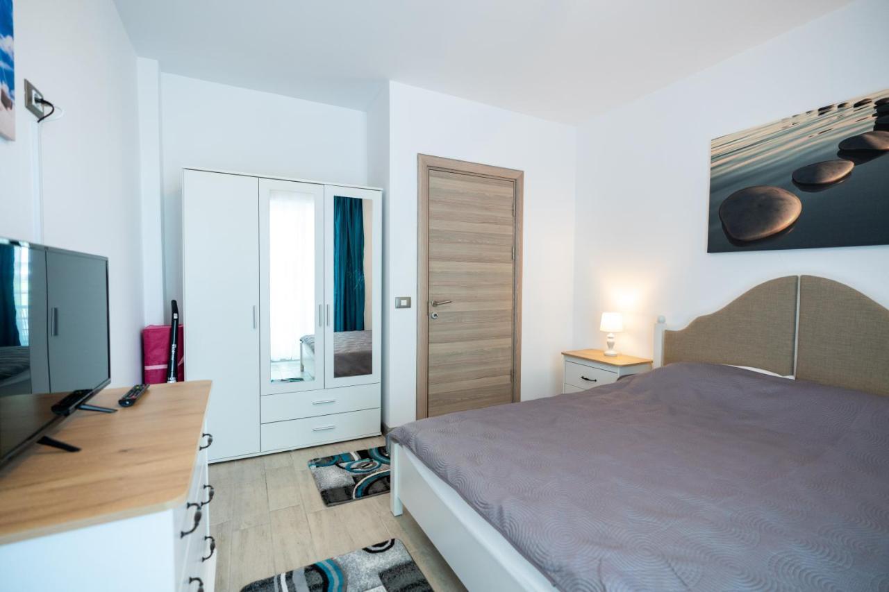 San Francisco Aparthotel Pool & Spa Mamaia Nord Navodari Dış mekan fotoğraf