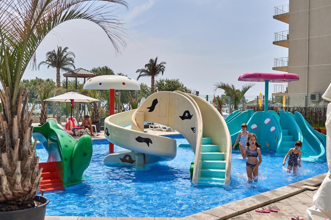 San Francisco Aparthotel Pool & Spa Mamaia Nord Navodari Dış mekan fotoğraf